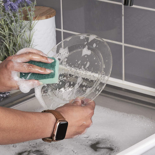 MATANA 120 Premium Plastikteller mit Goldglitter, Hartplastik Teller Gold (2 Größen) - Plastikteller Mehrweg, Kunststoffteller, Partyteller für Hochzeiten, Geburtstage, Partys - Elegantes Party Teller