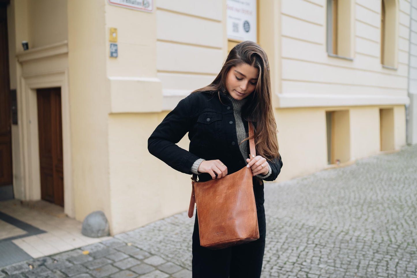 Holzrichter Berlin Shopper No 2-1 (M) Cognac - Damen Vintage Hobo Handtasche & Schultertasche handgefertigt aus Premium-Leder