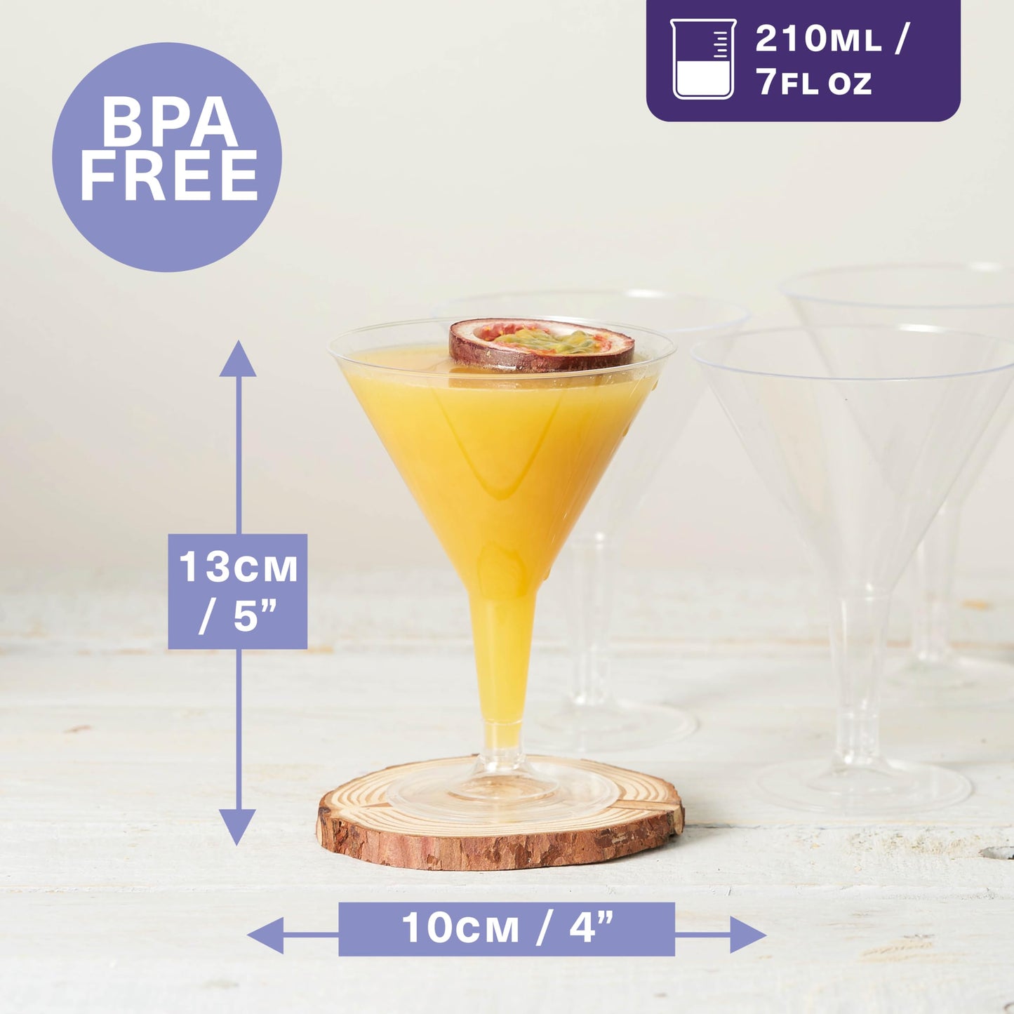 MATANA 48 Plastik Cocktailgläser, Martini Gläser Kunststoff, 210ml - Mehrweg Plastikbecher - Margarita Gläser, Cocktail Becher, Dessertbecher für Partys, Geburtstagen, Hochzeiten