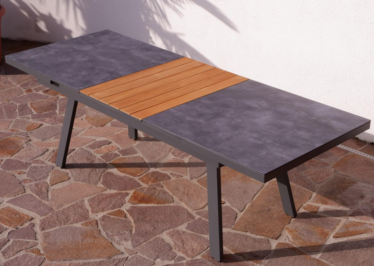 ALEOS. Gartengarnitur Gartenset Aluminium Teak Set mit quadratischem Ausziehtisch 180x90cm auf 240cm ausziehbar + 6 Stapelstühle anthrazit Trinidad