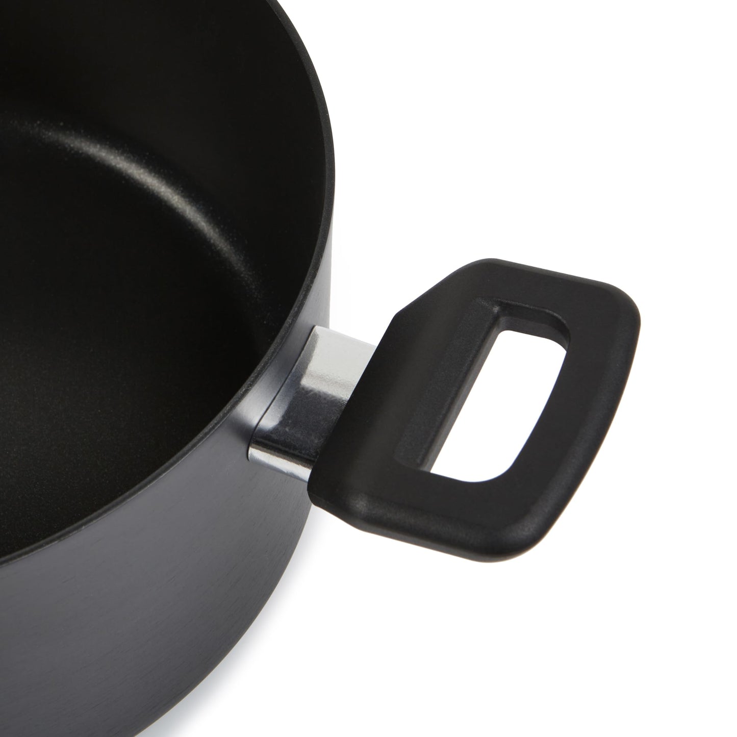 Amazon Basics - 10-teilig Harteloxiertes, antihaftbeschichtetes, stapelbares Kochgeschirr-Set mit Töpfen und Pfannen platzsparend, PFOA-frei, Schwarz