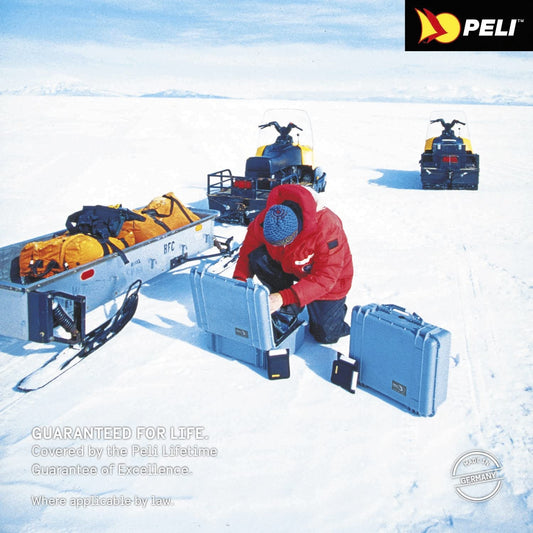 PELI 1520 Wasserdichter Schutzkoffer für Kamera, Dronen und AV Equipment, IP67 Rated, 24L Volumen, Ohne Schaumstoff, Farbe: Olivgrün