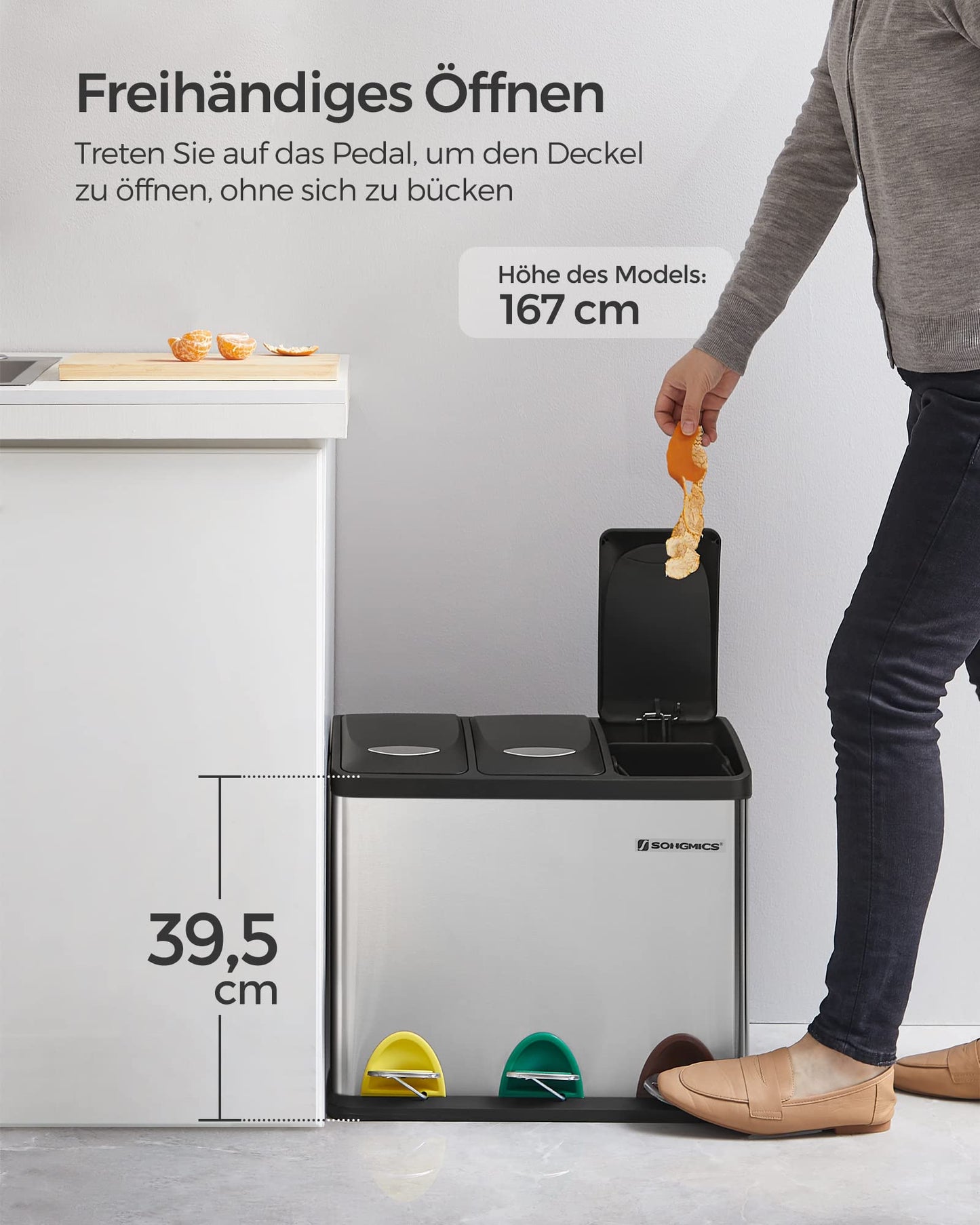 SONGMICS Mülleimer Küche, 3 x 8 L, kleine Kapazität, Mülltrennsystem 3 Fächer, Abfalleimer mit Deckel, Stahl-Treteimer für kleine Familien, Pedale und Inneneimer, silbern-schwarz LTB24L