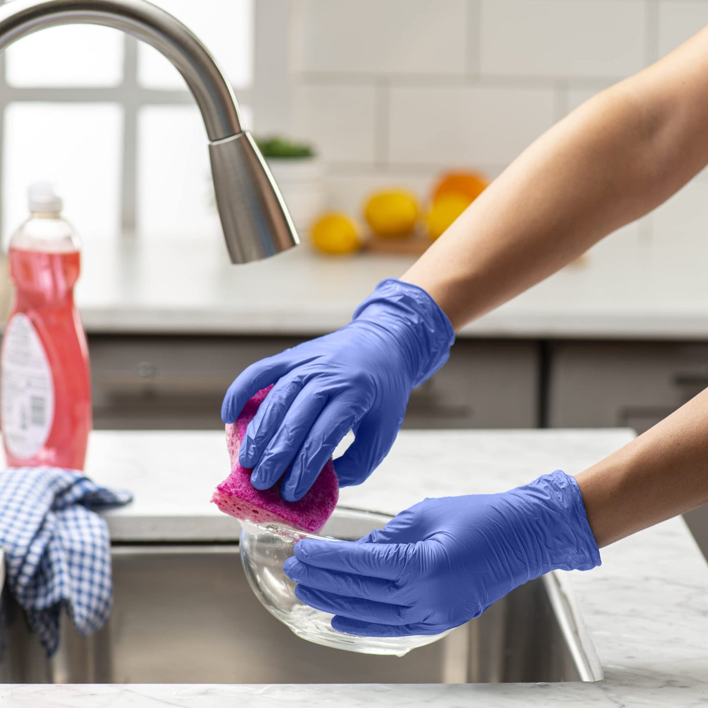 Comfy Package [100 Count] Nitrile Disposable Gloves - 4 mil. | Latex Free and Rubber Free | Non-Sterile Powder Free Gloves - L