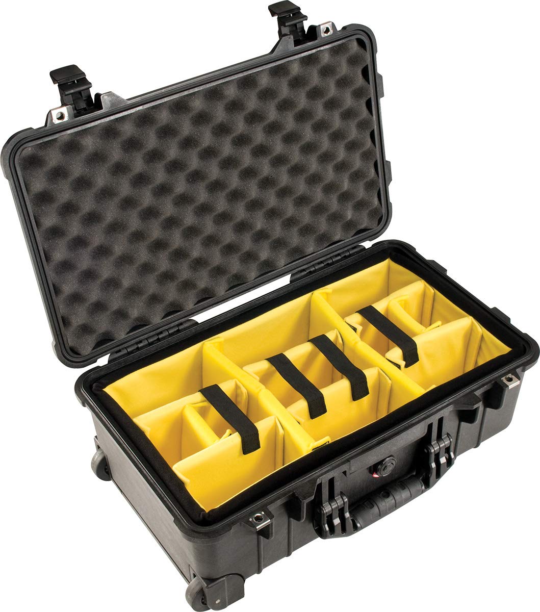 Peli 1510 Robuster Koffer, Carry-On-Trolley Mit Gepolstertem Einteilungssystem, IP67 Wasserdicht, Staubdicht, Schlagfest, 27L Volumen, Schwarz