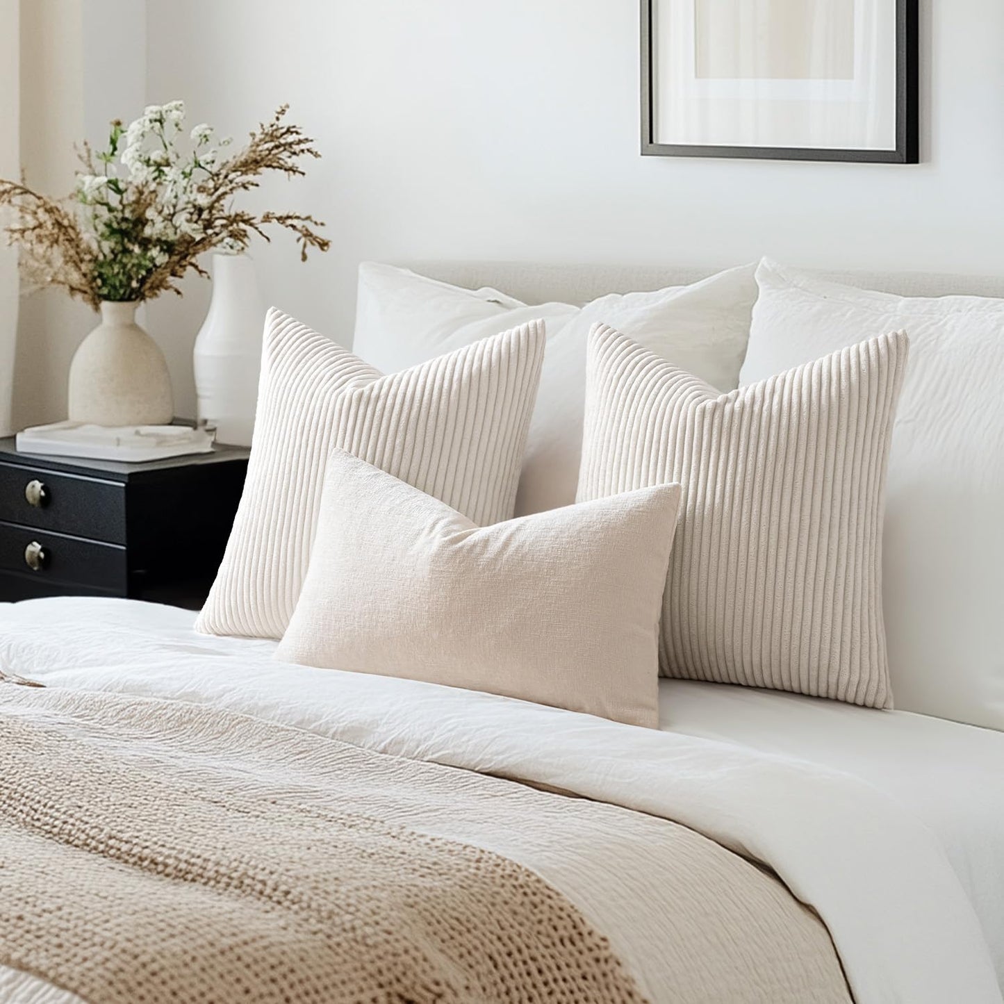 MIULEE 2er Set Kissenbezüge Kord Kissenhülle Dekorative Kissenbezug Sofakissen Couchkissen Dekokissen Zierkissenbezug Deko Kissenhülle mit Verstecktem Reißverschluss 45x45 cm Beige