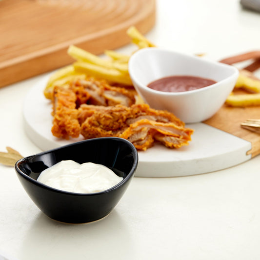 Swuut Keramik Dip Schüsseln Set von 6,1.5 Oz Weiß Dip Pinch Schüssel, Sojasauce Gerichte, Mini Schüsseln für Charcuterie Board Sushi, Tomatensauce, BBQ und Party Zubehör(Schwarz)