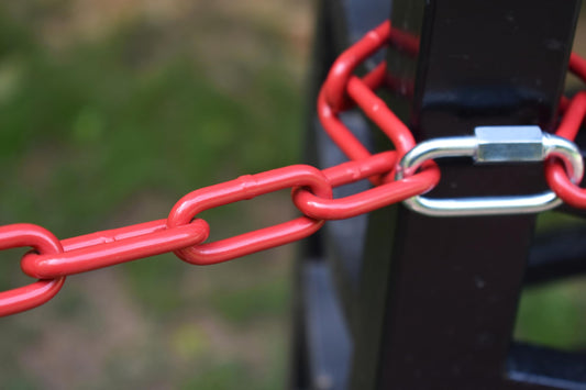 Rot-Weiße Absperrkette Metall aus Ø 5mm Verzinkter Stahl, 20M lang, mit 2 Karabinerhaken