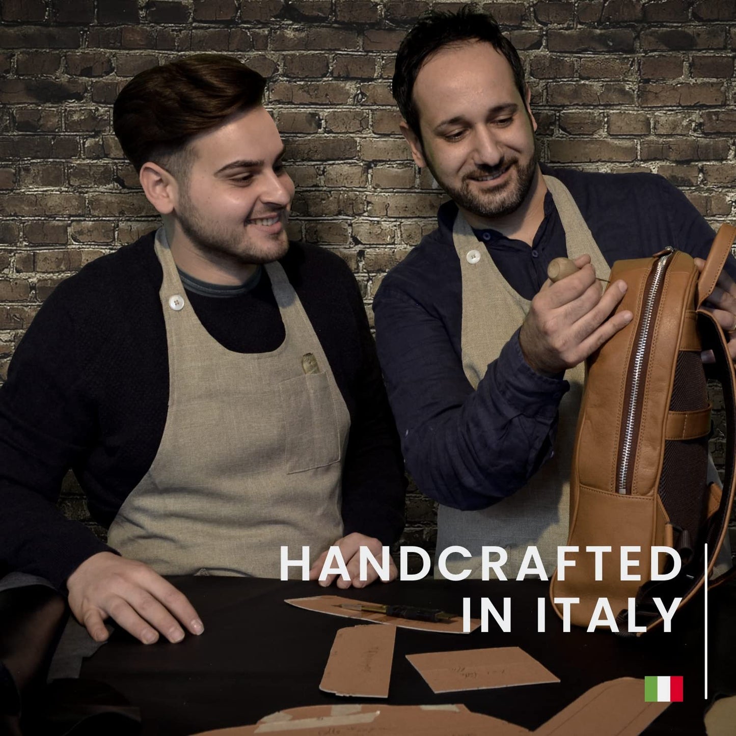 Konferenzmappe A4 aus 100% vollnarbiges Leder mit Reißverschluss - handgefertigt in Italien von erfahrenen Handwerkern - Navy