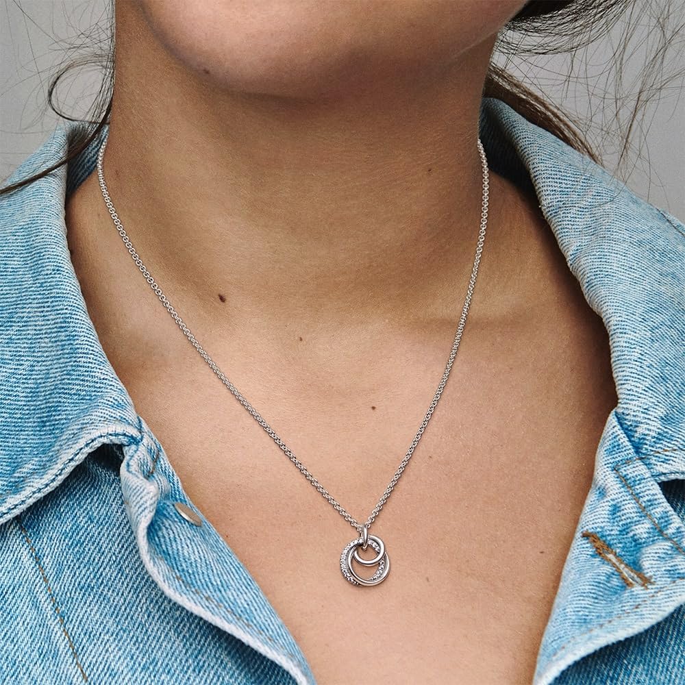 PANDORA Moments Familie Für Immer Verschlungener Anhänger Halskette mit Karabiner-Verschluss aus Sterling-Silber, Kompatibel Moments Armbänder, Größe: 60cm