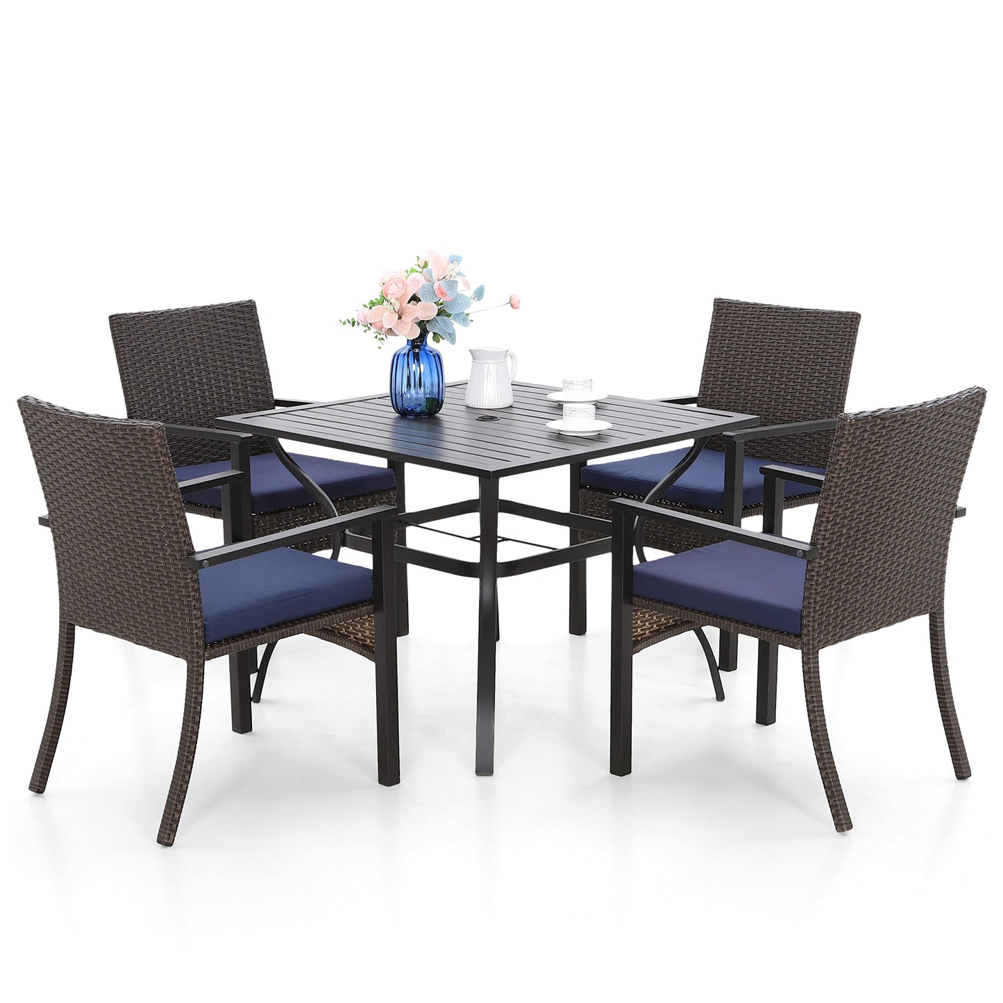 MFSTUDIO Rattan Balkonmöbel Set, Gartenmöbel Set 4 Stühle mit Tisch, Quadratische Stahl Lamellen Tisch mit 4cm Schirmloch und 4 Polyrattan Sessel für Terrasse, Balkon, Bistro, Hinterhof