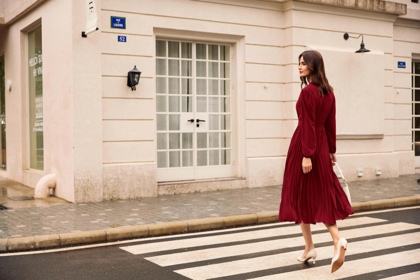 2024 Langarm V-Ausschnitt Teekleid für Damen Swing A-Linie Kleid Rücken Gesmokt Rotwein 44