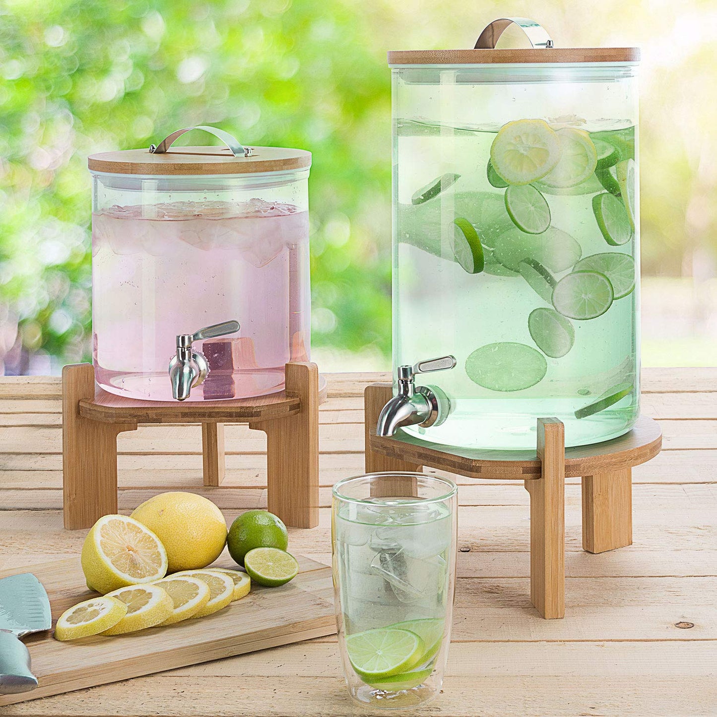 Getränkespender mit tropfsicheren Zapfhahn aus Edelstahl Wasserspender aus Glas mit Bambus Ständer und Deckel Limonadenspender aus hitzebeständigen Borasilikatglas (5 Liter)
