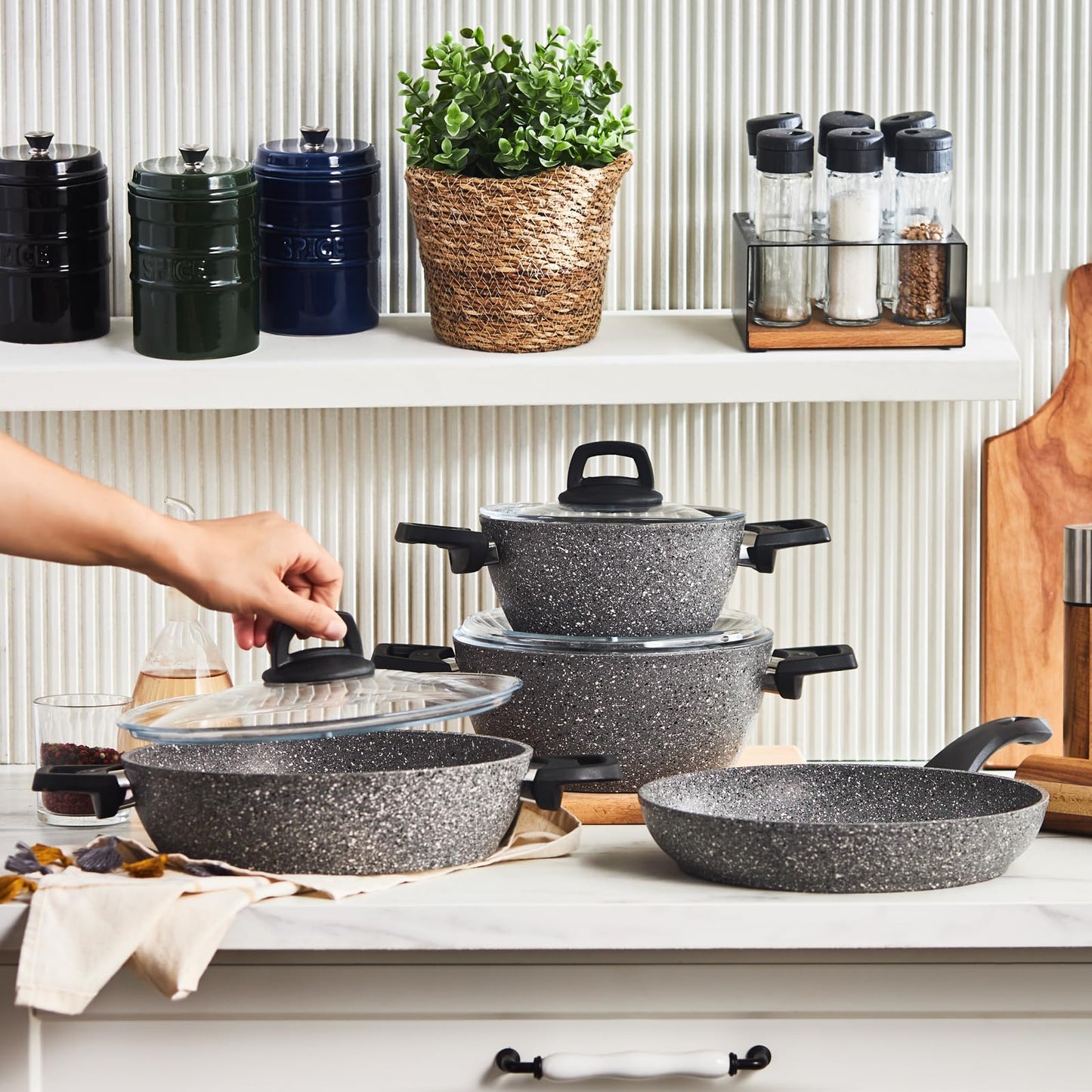 KARACA Gris Bio Granit 7-Teiliges, Topfset/Pfannensets, Antihaftbeschichtung, Topf Pfannenset mit Glasdeckeln, Kochgeschirr Set, Kochtopfsets, 3 Topf mit Glasdeckel + Pfannen