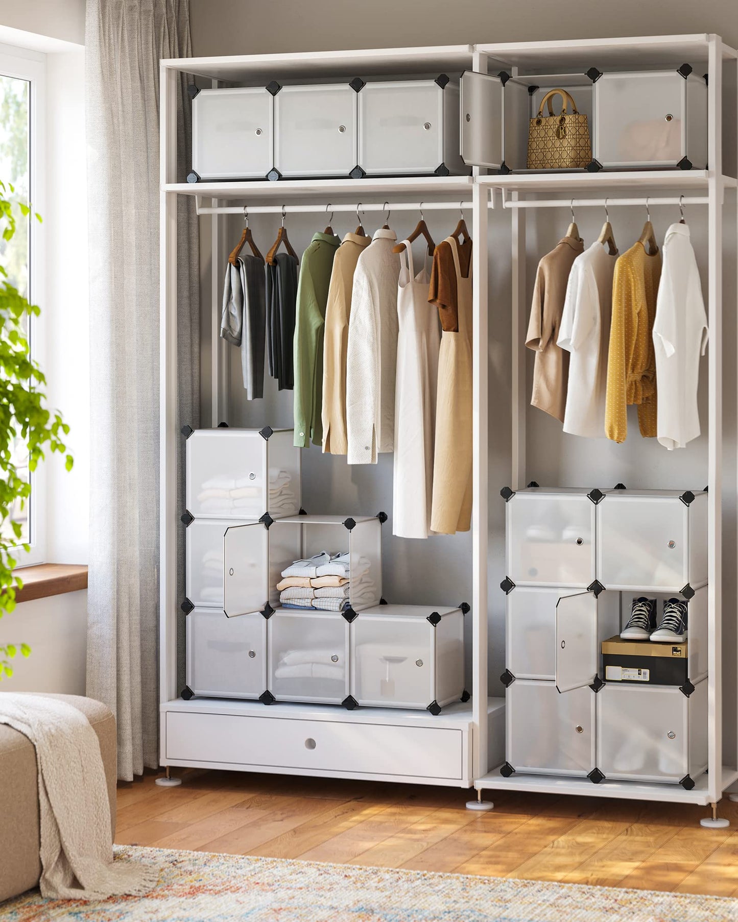 SONGMICS Regalsystem, Schuhregal, Set aus 16 Würfeln, Kleiderschrank aus Kunststoff, mit Türen, Steckregal, Aufbewahrung von Kleidung, Schuhen und Büchern, einfache Montage, weiß LPC44BS
