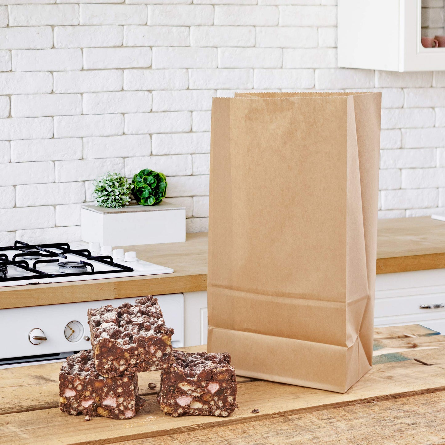 MATANA 100 Braune Papiertüten Kraftpapier, 24x13x8cm - Adventskalender, Geschenktüten, Partytüten, Kekstüten, Plätzchentüten, Süßigkeiten - Stabil