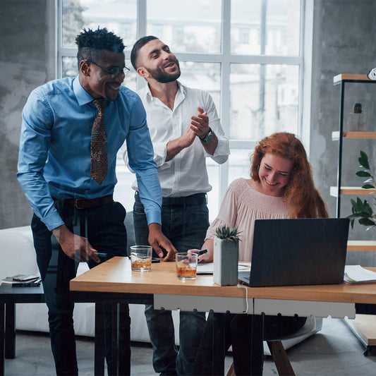 pamo Kabelkanal Grau Silber 3er Set Kabelführung aus Stahl 44x10x12 cm mit Klettkabelbindern und Clips für Schreibtisch Kabelmanagement