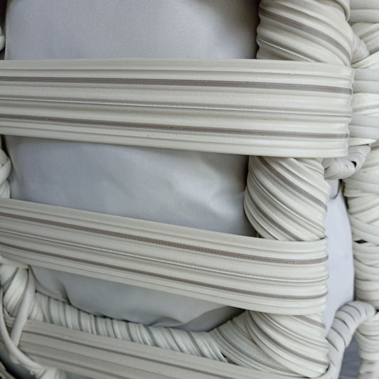 Alveon Hängesessel mit Gestell & Kissen Handgeflechtet Hängestuhl Rattan Hängematte Hängekorb Garten Balkonmöbel Hängeschaukel Bodrum Double(Weiß)