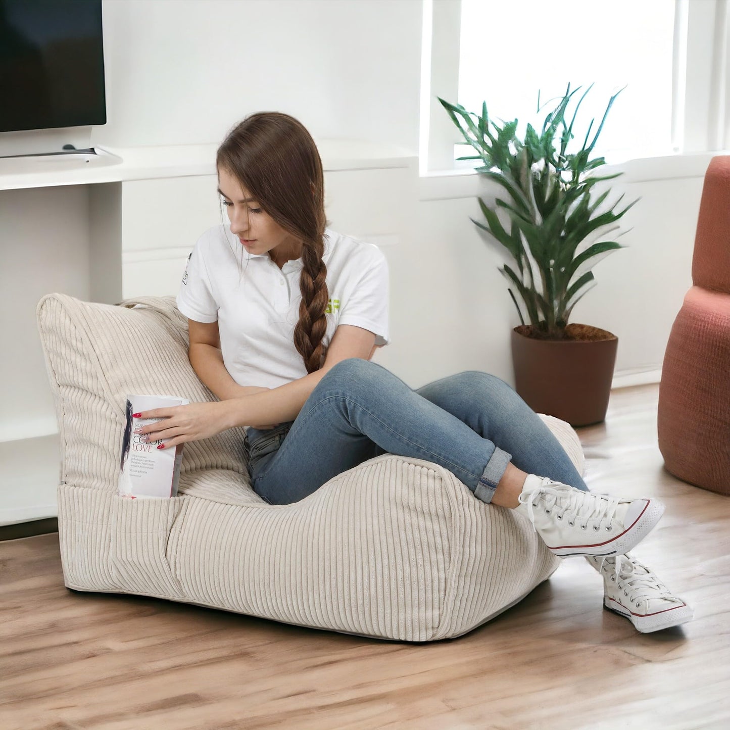 Ecopuf Flavio - Sitzsack Wohnzimmer - Sitzpouf Samt - Weicher Sack Pouf mit Tasche und Griff, gepolstert - Entspannungssessel - Strickhocker - Wohnungseinrichtung - Creme Weiß Sz03