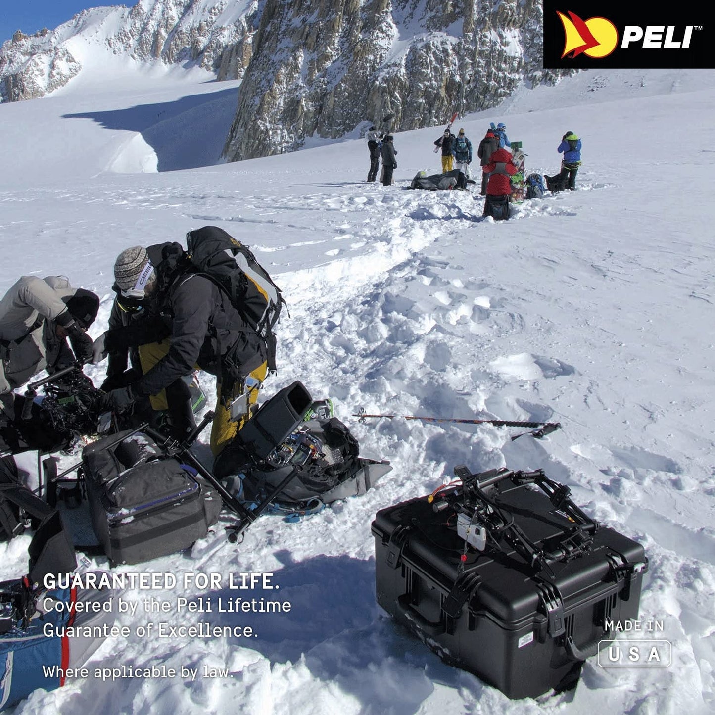 PELI Storm IM2620 Ultra Robuster Reisekoffer für Outdoorequipment, Wasser- und Staubdicht, 46L Volumen, Schaumstoffeinlage (Anpassbar), Schwarz