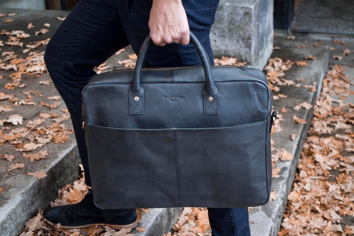 Holzrichter BERLIN Tragetasche No 1-1 (M) schwarz-anthrazit - Große Briefcase-Aktentasche & Laptoptasche handgefertigt aus Premium-Leder
