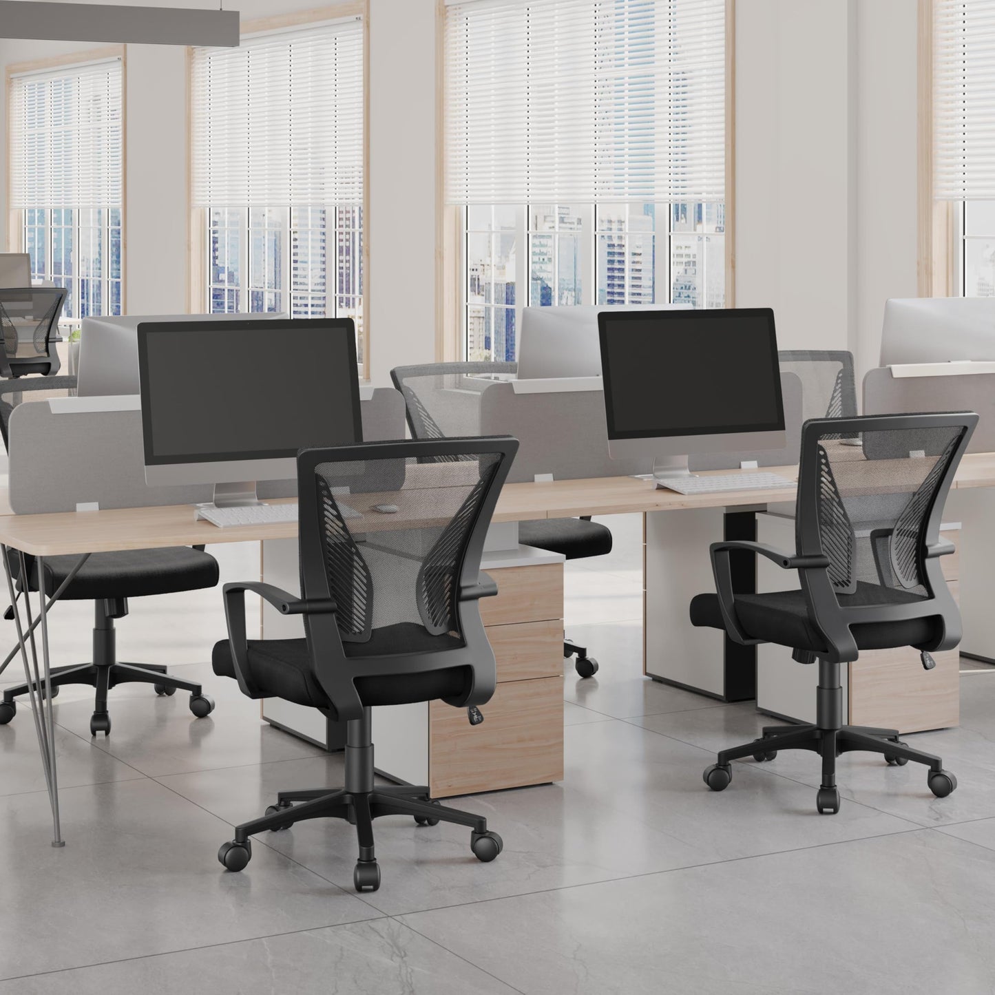 Yaheetech Bürostuhl Ergonomisch, Schreibtischstuhl mit Netzbespannung, Arbeitsstuhl mit Armlehnen, Chefsessel aus Mesh, höhenverstellbarer Computerstuhl 136 kg, atmungsaktiv, Wippfunktion Schwarz