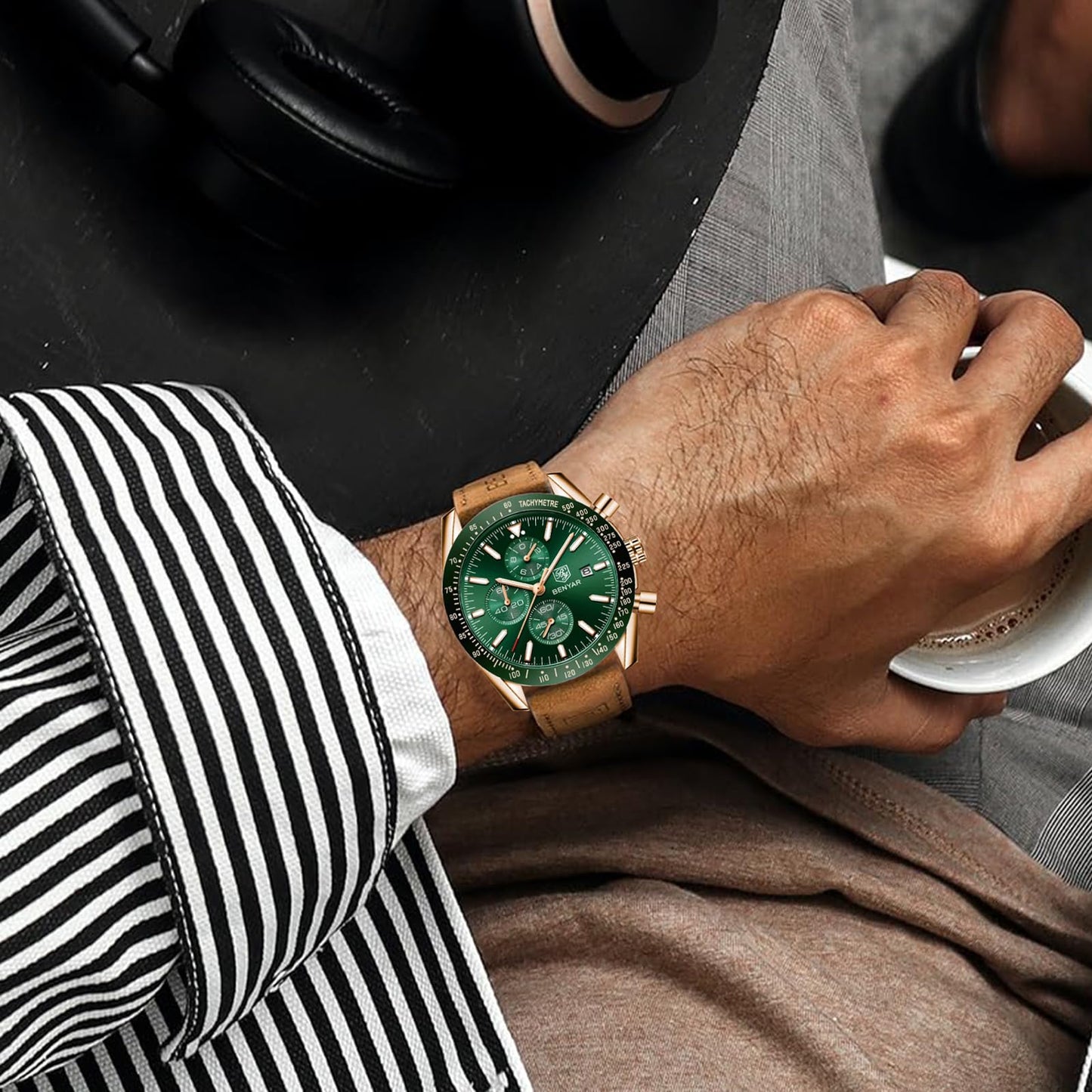 BY BENYAR Herren Business Analoger Chronograph Quarzuhr 30M Wasserdicht Leuchtende Datumsanzeige Modische Freizeituhr Sport Multifunktions Lederuhr.（Gold Grün）
