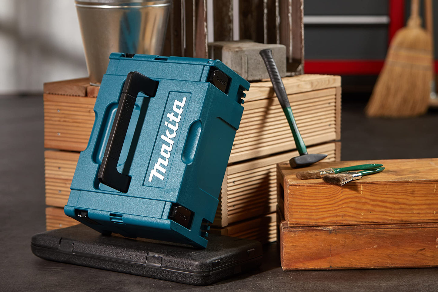 Makita 821550-0 MAKPAC Größe 2 Systemkoffer, Werkzeugkoffer, Transportkoffer, verknüpfbar an Koffersystem, mit Tragegriff, 395 x 295 x 163 mm (LxBxH)