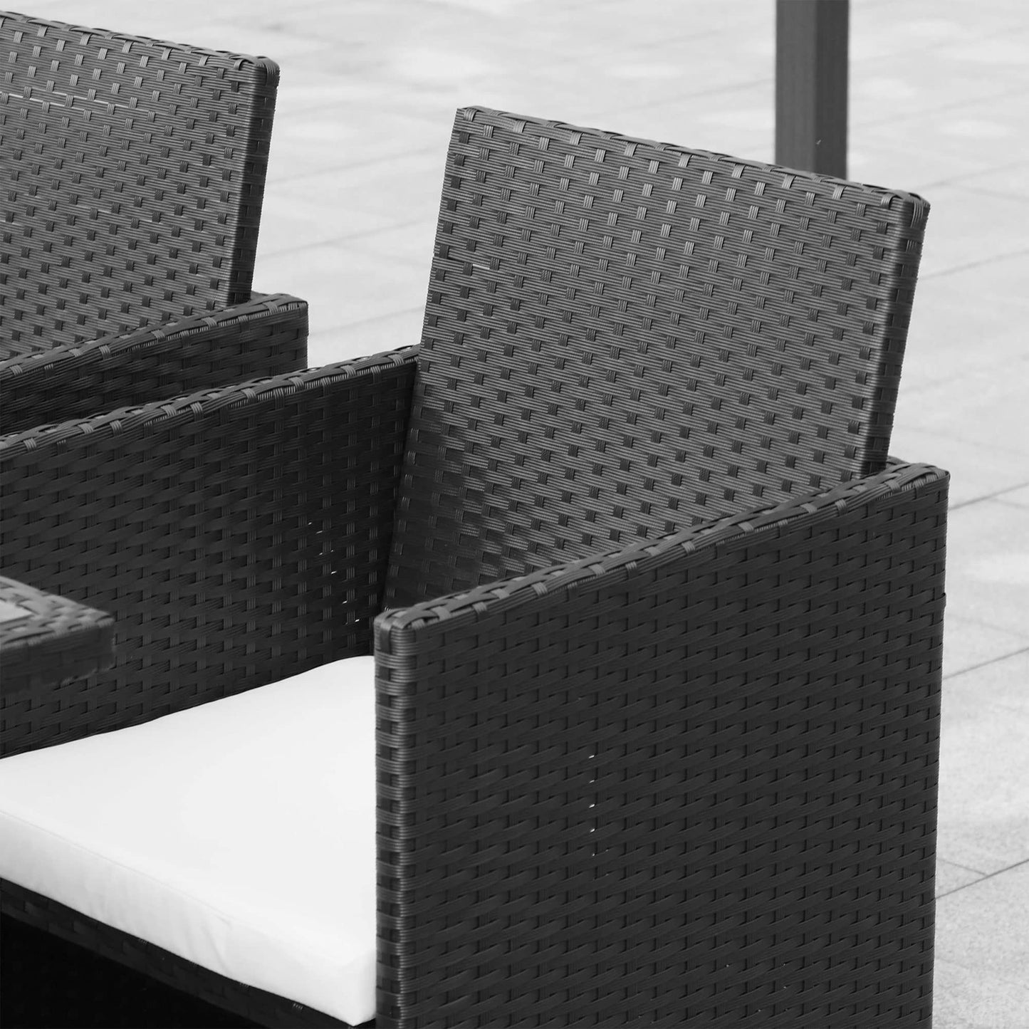 Outsunny 9 TLG. Polyrattan Gartenmöbel Rattan Gartenset Sitzgruppe Garnitur Essgruppe inkl. Kissen Schwarz 109 x 109 x 72 cm