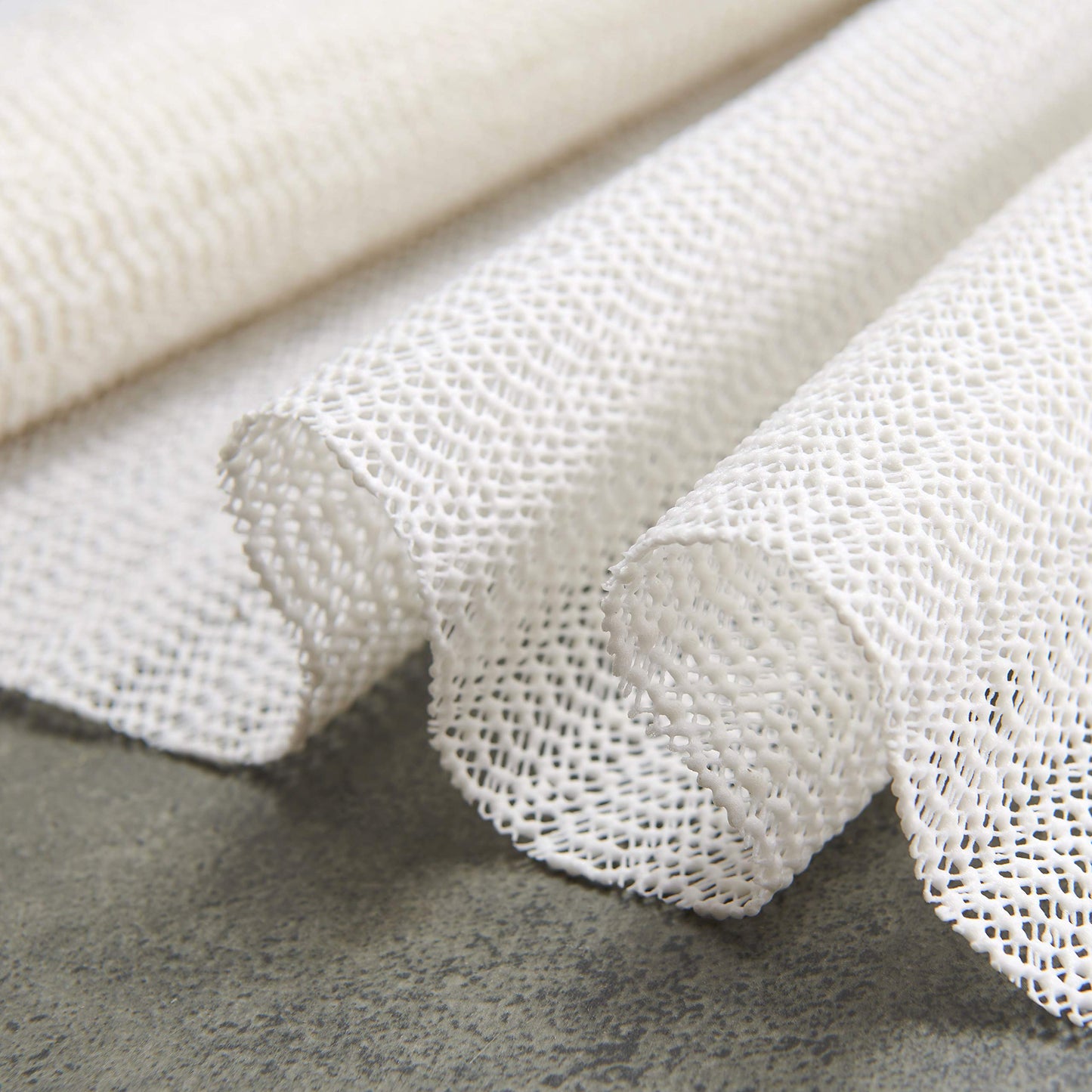Teppich Wölkchen Teppich-Unterlage rutschfest Anti-Rutsch-Matte | Gleitschutz Teppich Stopper | Zuschneidbare Rutschmatte Universal für Schublade Auto Kofferraum | 70x140 cm