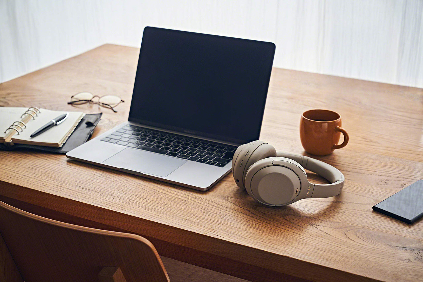 Sony WH-1000XM4 kabellose Bluetooth Noise Cancelling Kopfhörer (30h Akku, Touch Sensor, Headphones Connect App, Schnellladefunktion, optimiert für Amazon Alexa, Headset mit Mikrofon) Platin Silber