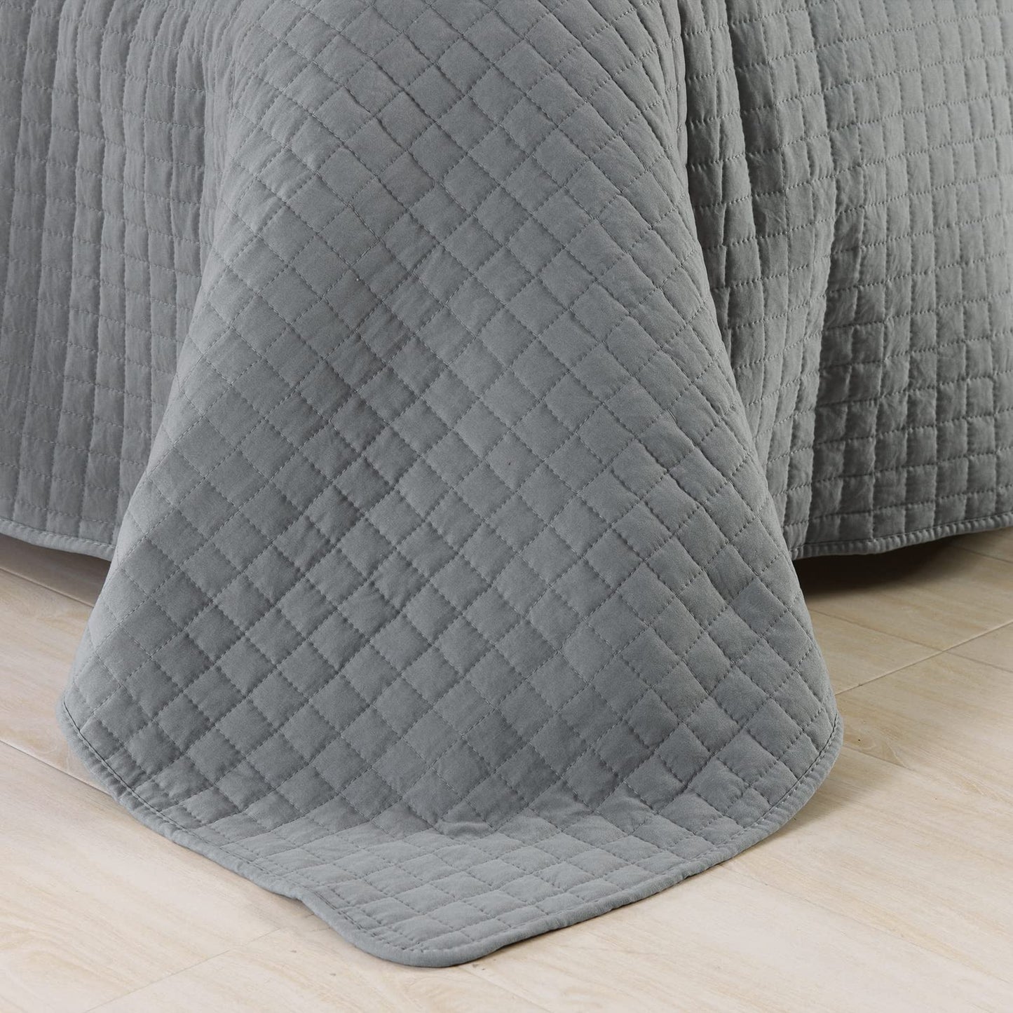 WOLTU Tagesdecke Bettüberwurf 240x260 cm, Steppdecke 360GSM Patchwork Wendedesign Kariert, Bedspreads Bettdecke Doppelbett unterfüttert und Gesteppt Stepp Decke, Grau+Hellgrau