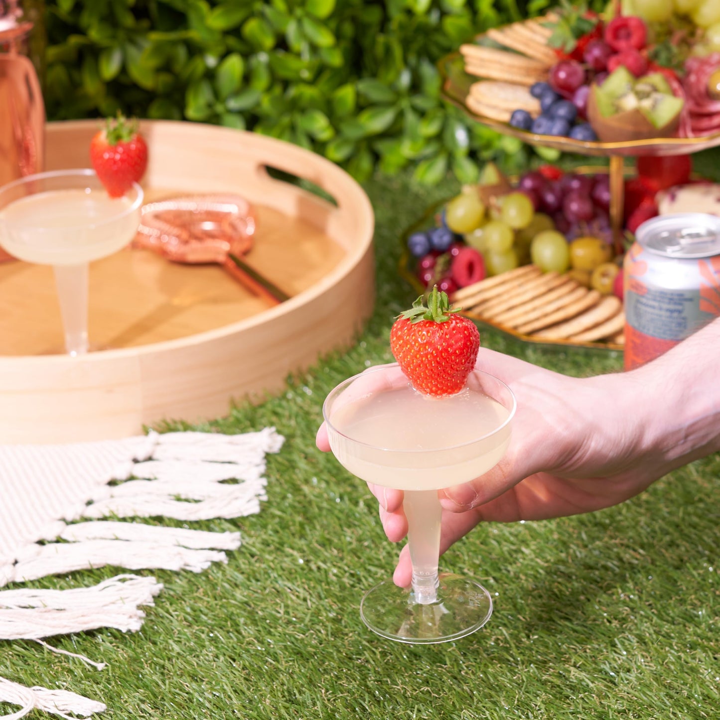 MATANA 24 Premium Coupégläser aus Kunststoff (120ml) – Mehrweg Cocktailgläser, Sektschalen, Sektgläser Plastik, Weingläser, Margarita Gläser für Hochzeiten, Geburtstage, Partys
