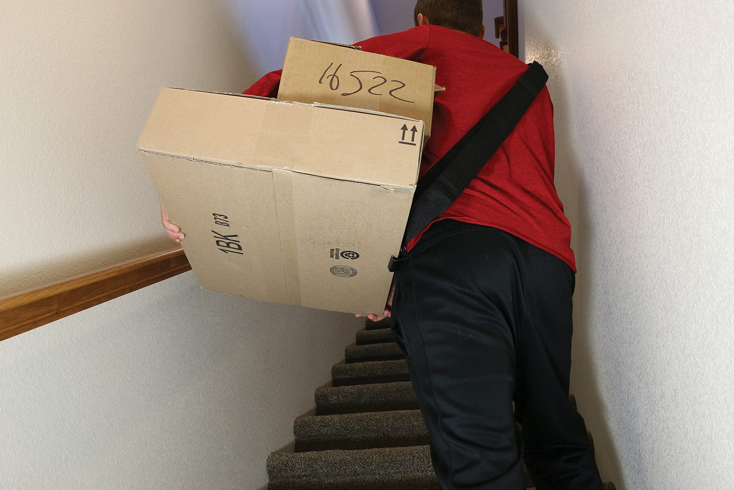 Shoulder Dolly M3070 HandyLifter Tragegurt mit Haken und Griff für einfaches Anheben, Heben, Tragen und Sichern von Paketen, Geräten, schweren, effizient und einfacher, schwarz