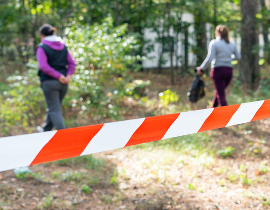 PROlac – Absperrband Stabil & Reißfest – Flatterband für Gefahrenstellen – Absperrband in Rot/Weiß – Markierungsband Widerstandsfähig, Auffällig – Warnband ideal für Außenbereich – 100 Meter