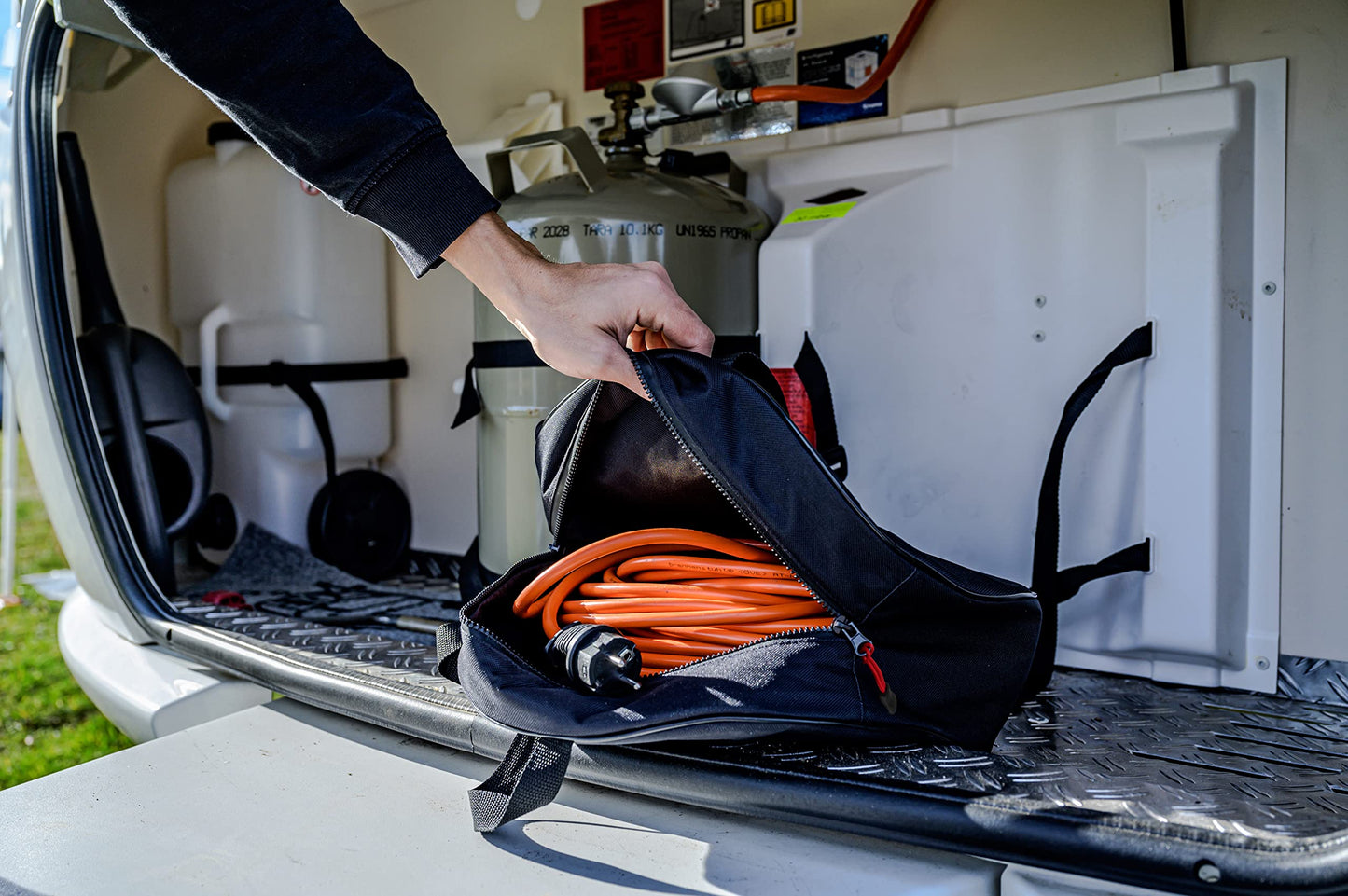 Brennenstuhl Transport- und Aufbewahrungstasche für Verlängerungskabel (Kabeltasche mit doppeltem Tragegriff, Staub- und spritzwasserdicht, abwaschbar, ideal für Campingplatz und Baustelle)