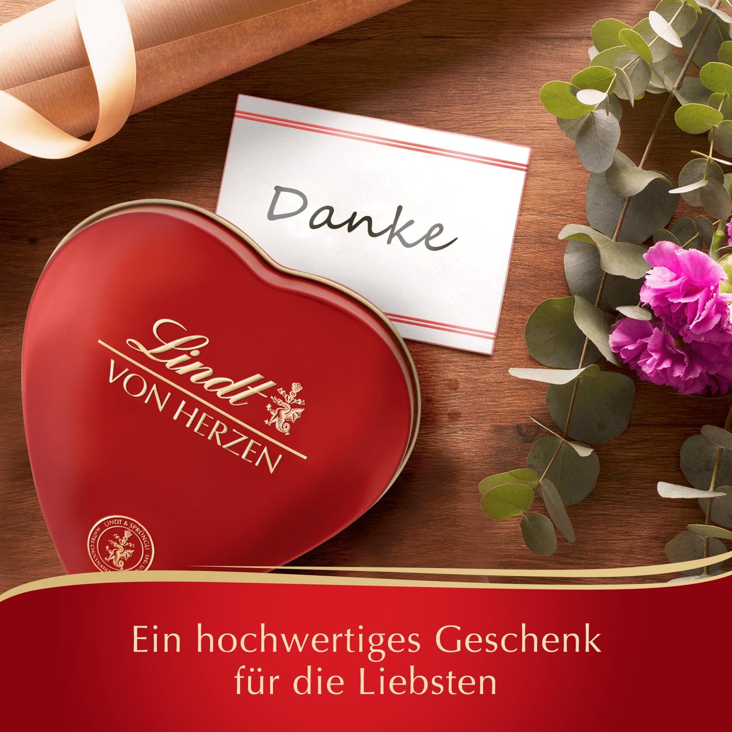Lindt Schokolade von Herzen 30 g  6 Pralinés in den Sorten Marc de Champagne, Coeur à l'Orange, Vollmilch mit Krokant, Orange Marzipan in schöner Herzdose Pralinengeschenk