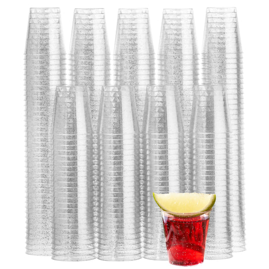 MATANA 300 Schnapsgläser aus Plastik mit Silberglitzer, 3cl - Pinnchen Kunststoff, Shotgläser, Shot Becher, Schnapsbecher, Plastikbecher - Party Zubehör - Stabil & Mehrweg