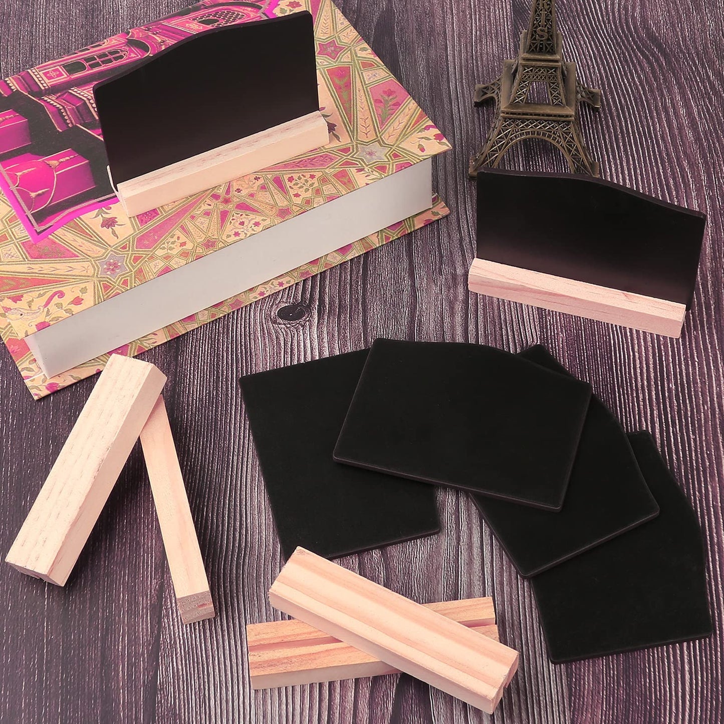 DONQL 12Stück Mini Kreidetafel mit Ständer, Kleine Tafel Holzschilder zum Beschriften, Mini Tafel Set,Tischkarten Preisschilder Platzkarten Kreidetafel Aufsteller für Hochzeit,Geburtstag usw. (Wellig)