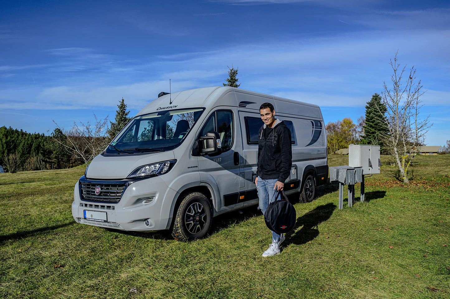 Brennenstuhl Transport- und Aufbewahrungstasche für Verlängerungskabel (Kabeltasche mit doppeltem Tragegriff, Staub- und spritzwasserdicht, abwaschbar, ideal für Campingplatz und Baustelle)