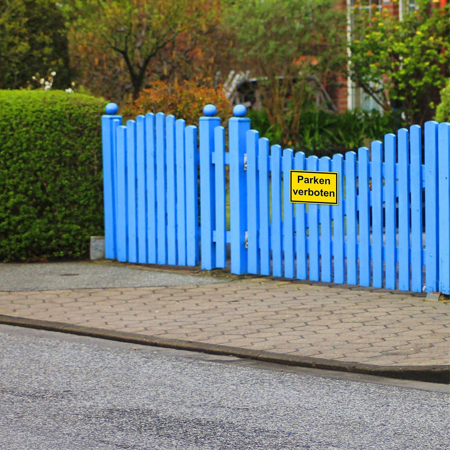 2 Stück Parken verboten Schild 20 x 30 cm aus stabiler PVC Hartschaumplatte 3mm Parkplatzschild mit UV-Schutz von STROBO