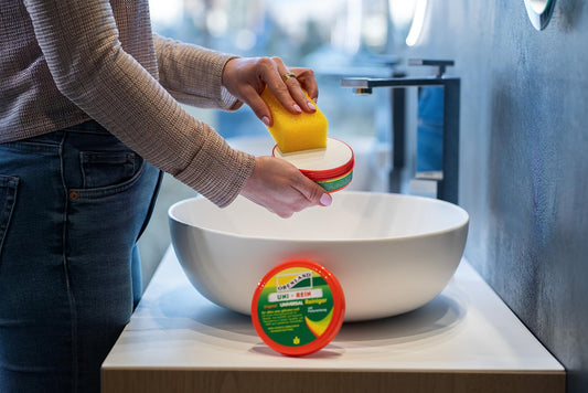 Obenland Uni-Rein öko Putzstein mit Schwämmen Vielseitiger Universalreiniger für, Küche, Bad, WC, Armaturen Fenster, Sneaker, Ceranfeld, 700 g