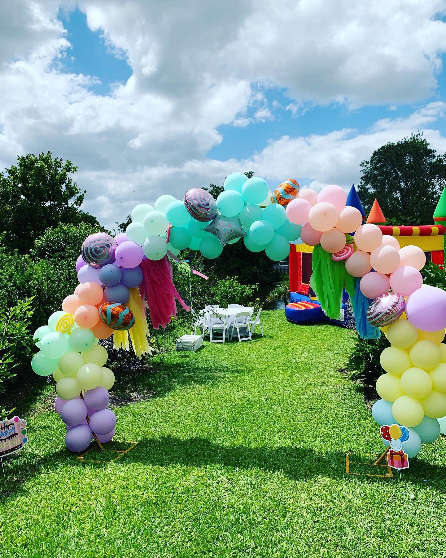 PILIN Ballonbogen Kit Metall Ballonbogen Stand Halbkreisbogen für Geburtstag, Party, Hochzeit Dekoration 2.7M GOLD
