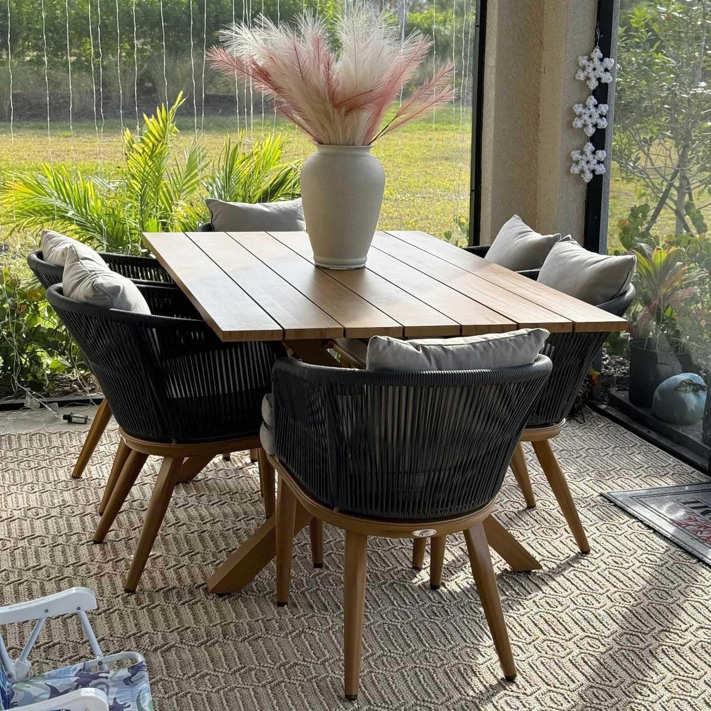 PURPLE LEAF 7-TLG Gartenmöbel Set Terrassenmöbel Außen Balkonmöbel Esstisch Teak Wetterfest 8 Esszimmerstühle UV-Beständigkeit mit Kissen für Garten, Natur