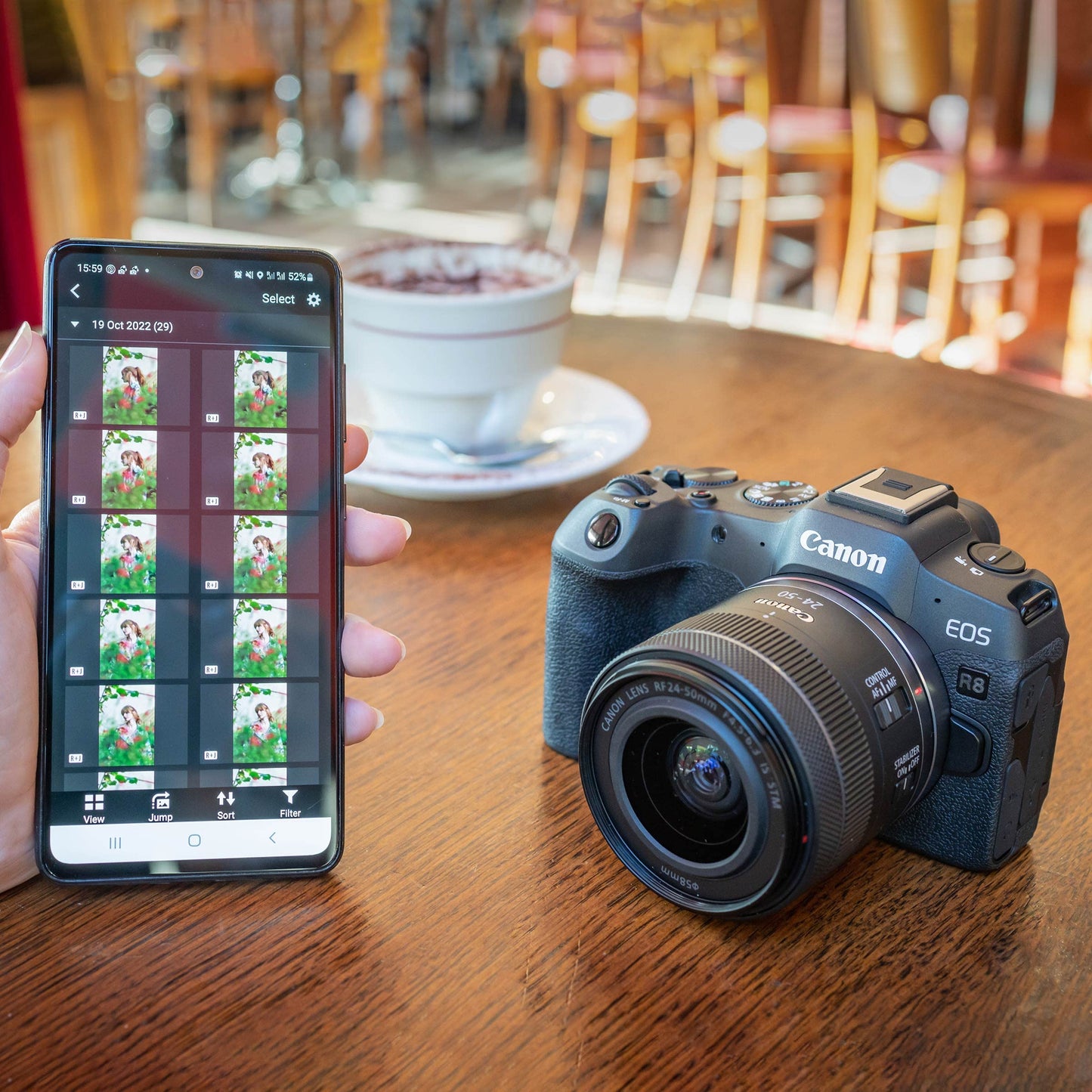 Canon EOS R8 Systemkamera - Spiegellose Vollformat Kamera (Digitalkamera mit Autofokus und Motiverkennung für Augen Tiere Fahrzeuge, 4k Videokamera, 40 Bilder pro Sekunde, WiFi, Touchscreen)